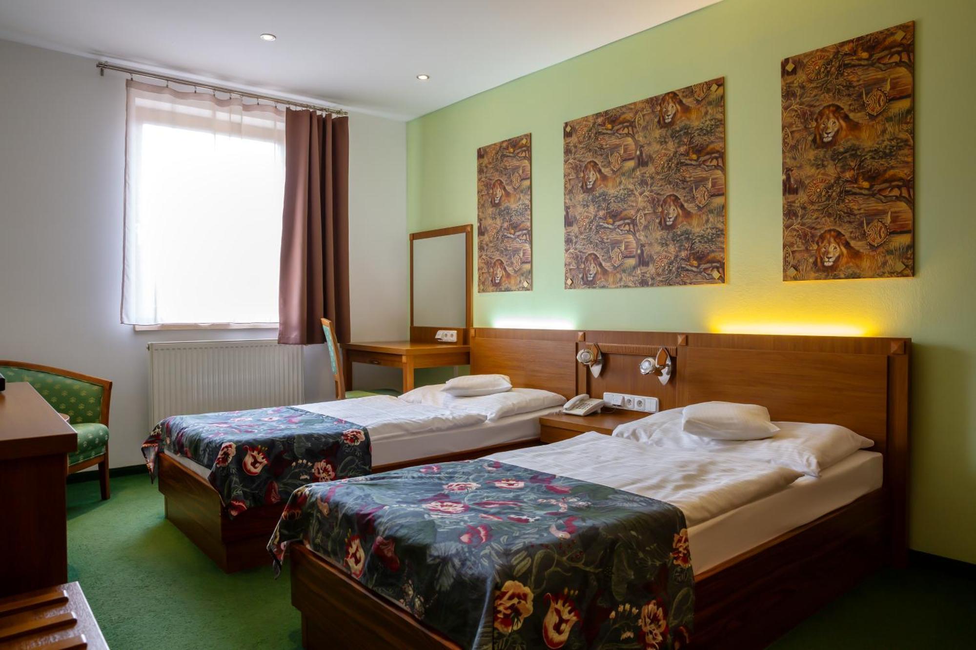 Hotel Max Inn Bratislava Extérieur photo
